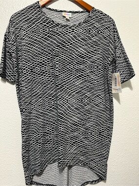 LuLaRoe Black and White Geometric Short Sleeve Men’s Tee